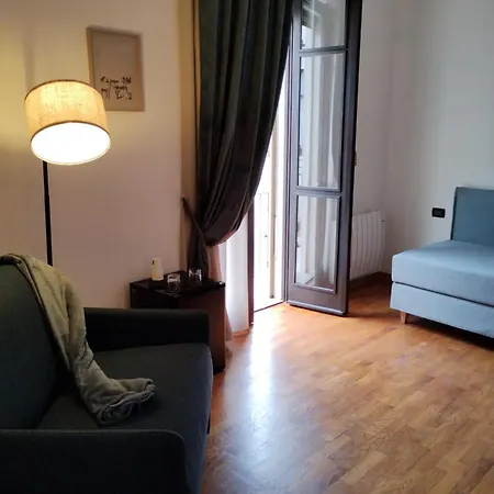 Palazzo Cusani Charming Rooms-2