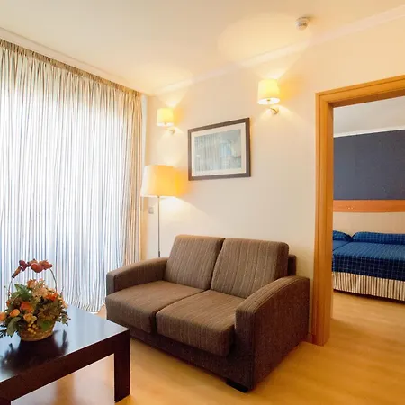 Hotel President-2