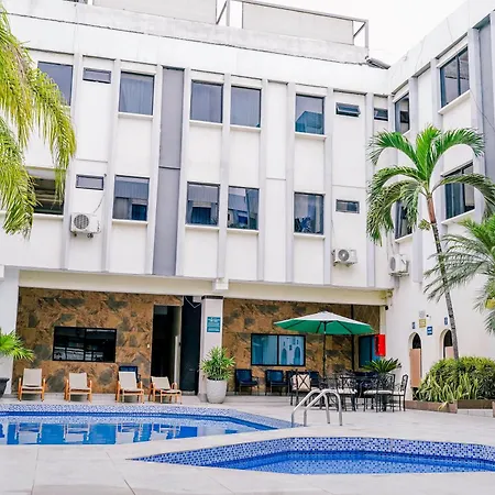 Hotel Presidente Beach-3