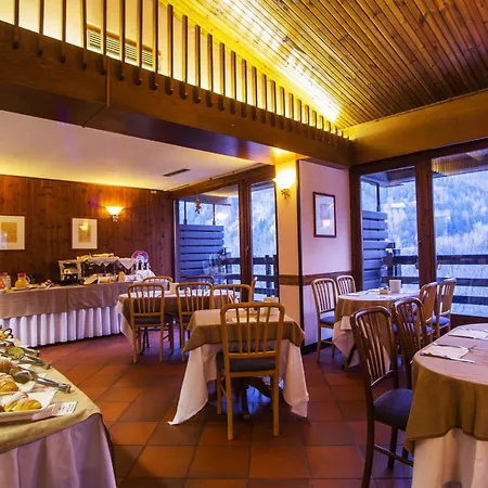 Hotel Les Jumeaux Courmayeur-2