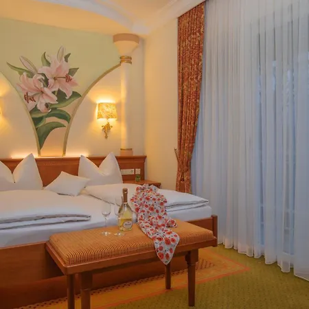 Hotel Am Schlossberg-2