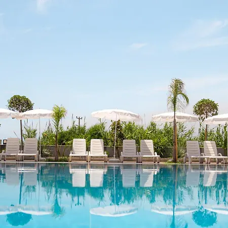 Laristone Suite Spa Hotel-2