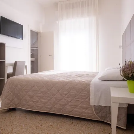 Hotel Silver-2