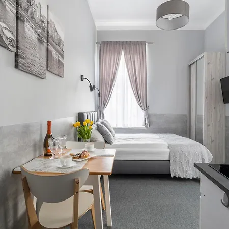 Primero Elegant Apartments Krakow Old Town-3