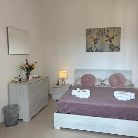 B&B Il Tulipano Free Private Parking-2