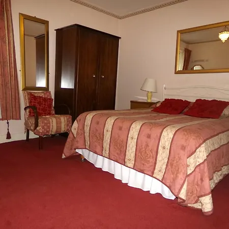 Averon Guest House-2
