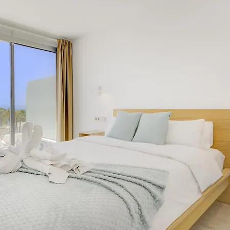 Calm Beach Apartments-2
