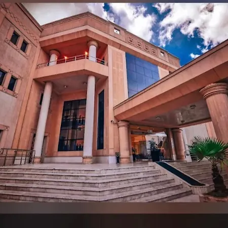 Executives Hotel - Azizia-3