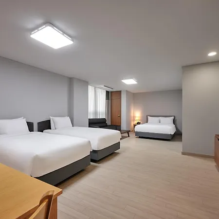 Ramada Hotel And Suites Seoul Namdaemun-2