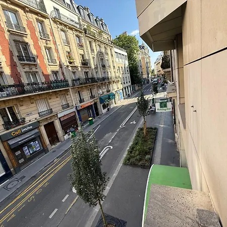 Holiday Inn Paris Montmartre By Ihg-3