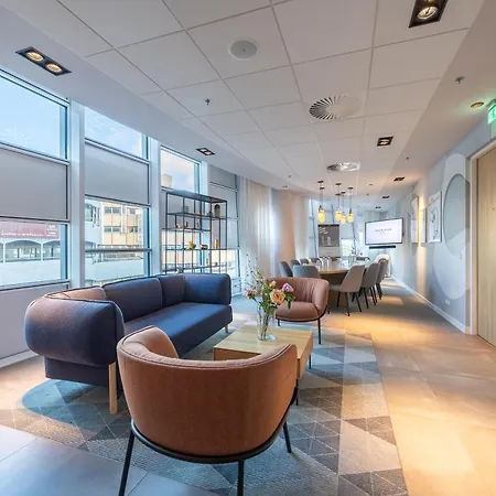 Crowne Plaza Utrecht - Central Station By Ihg-2