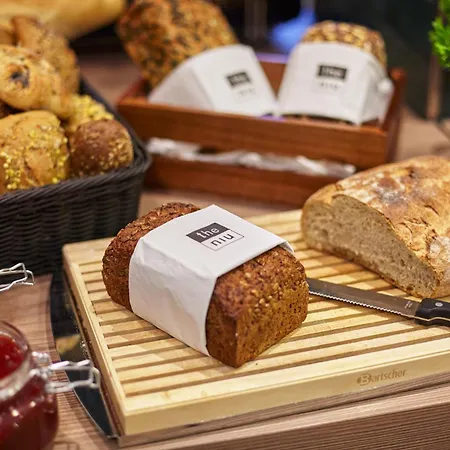 Holiday Inn - The Niu, Coin Frankfurt Ostend By Ihg-2