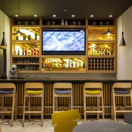 Ibis Quito-3