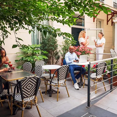 Ibis Styles Paris Batignolles-2
