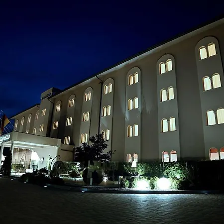Best Western Grand Hotel Guinigi-3