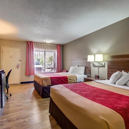 Econo Lodge St George North - Near Pioneer Park-2
