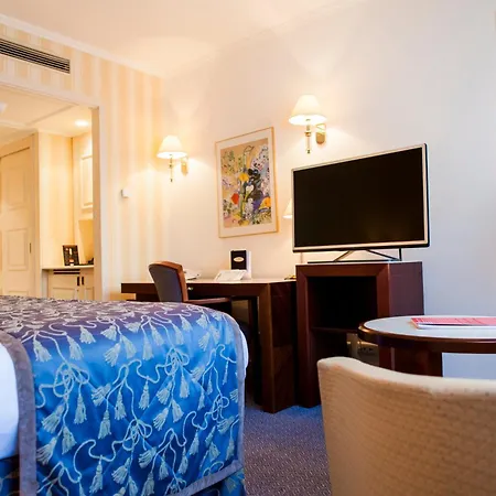 Hotel Le Chatelain-3