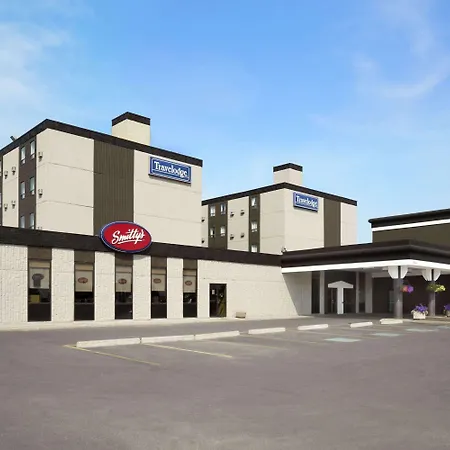 Travelodge By Wyndham Edmonton West-2