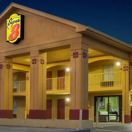 Super 8 By Wyndham Nashville West-3