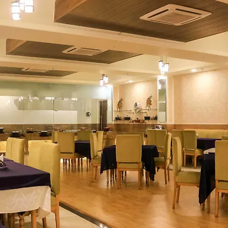 Dee Marks Airport Hotel & Resorts-2