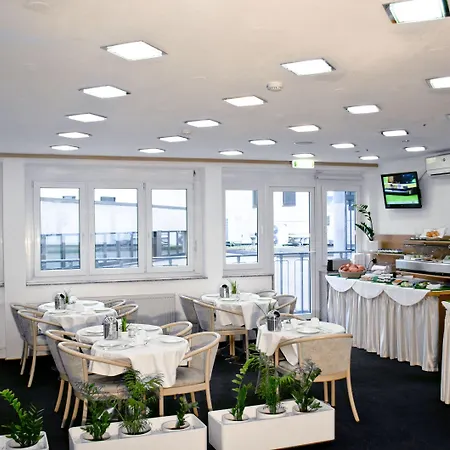 Adler Hotel Frankfurt-2