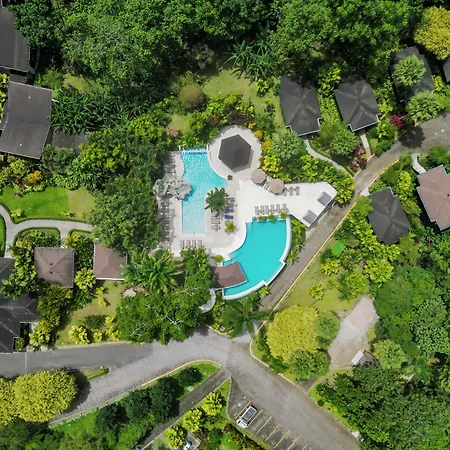 Hotel Lomas Del Volcan-3