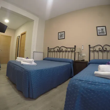 Hostal El Pilar-3