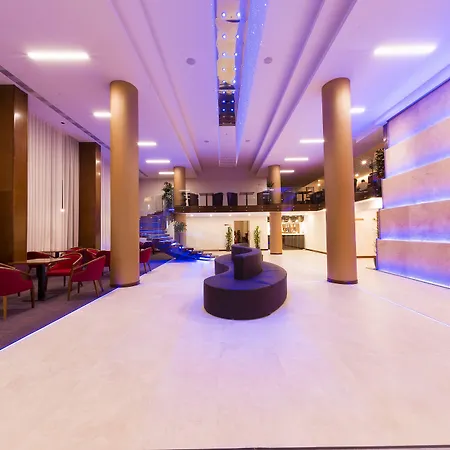 Hotel Transilvania-2