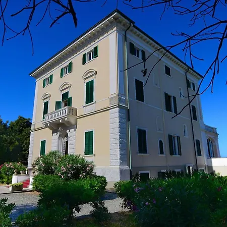 Villa Parisi Grand Hotel-2