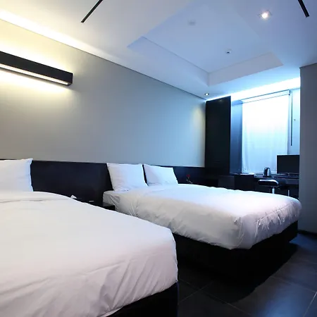 Hotel Irene Myeongdong-3