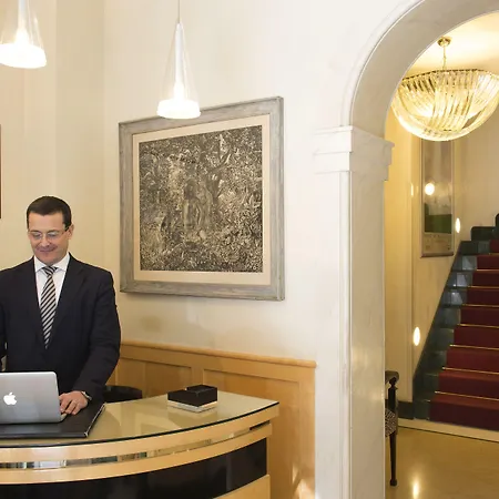 Hotel Gregoriana-3