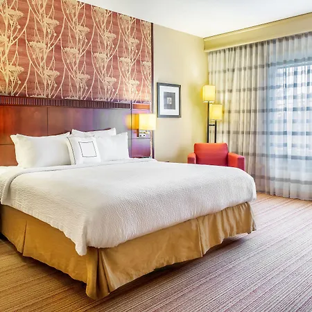 Courtyard By Marriott Lexington Keeneland/Airport-3