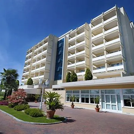 Hotel Des Bains Terme-2