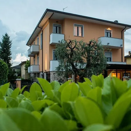 Hotel Fiordaliso-3