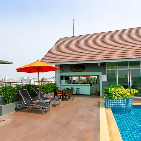 Adelphi Pattaya-3