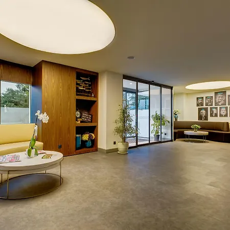 Plus Hotel Bostanci Atasehir-2