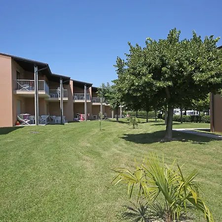 Ohana Apartments Camping Tiglio-3