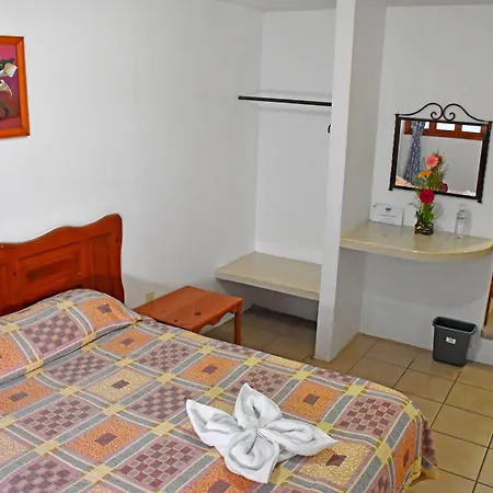 Hotel San Luis-2