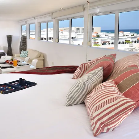 Magia Beachside Condo-2