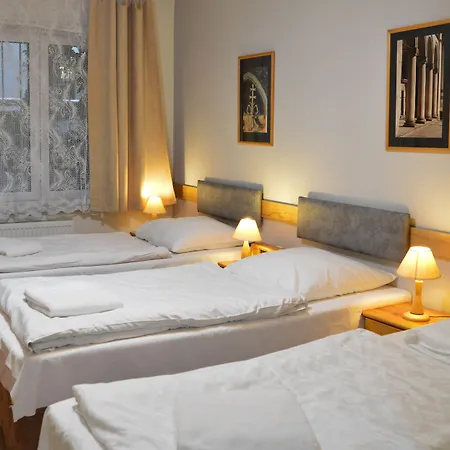 Cybulskiego Guest Rooms-2