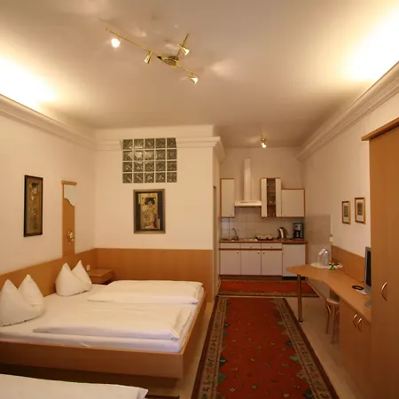 Hotel Liebetegger-Klagenfurt-3