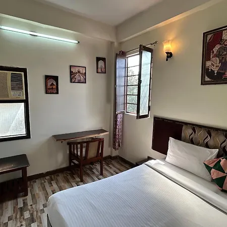 Max Guest House-2