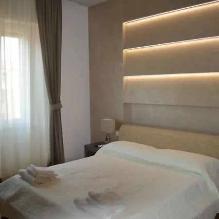 B&B Jolie Center-3