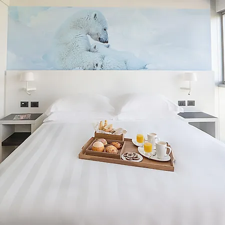 Life Hotel-3