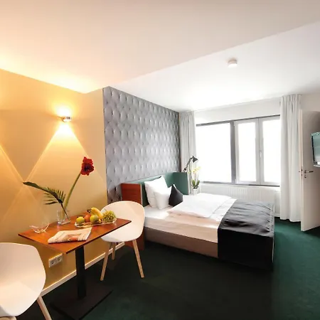 Pandion Boardinghouse-3
