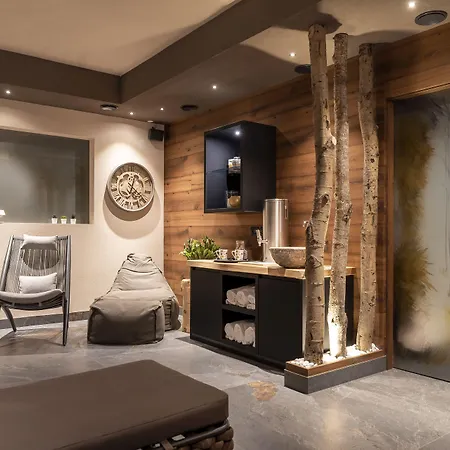 X Alp Hotel-3