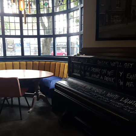 The Bournbrook Inn-2