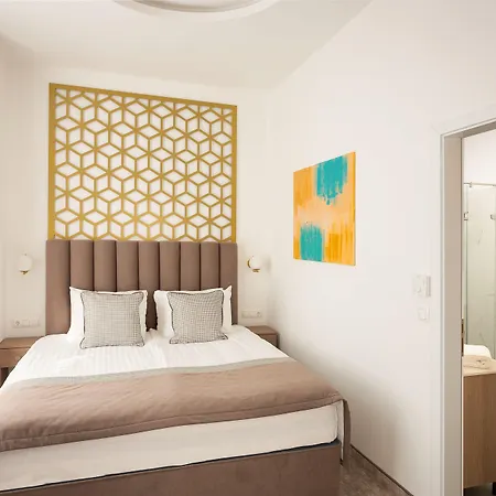 Mera Hotel-3