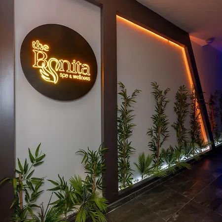 The Nirvanas Hotel-2