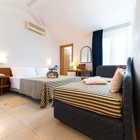 Hotel Lem-Casadei-3